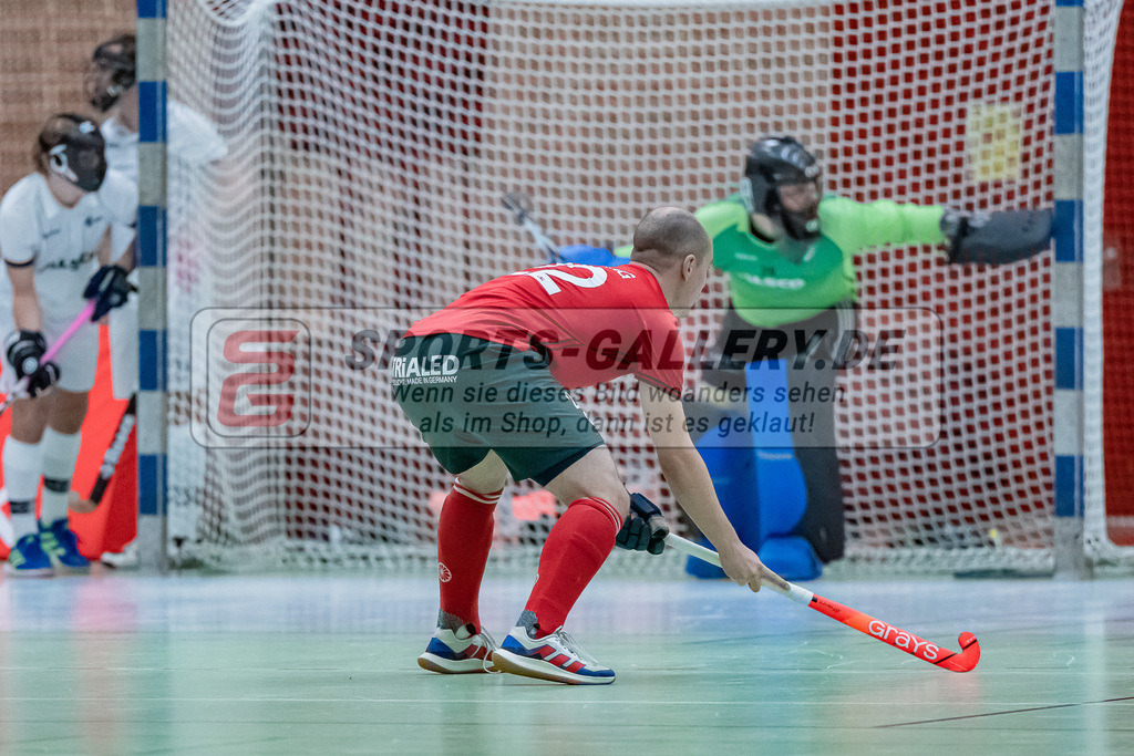 HK_20231216_107389 | 1. Bundesliga Herren  Crefelder HTC - Blau Weiß Köln am 16.12.2023 Sporthalle Glockenspitz, Krefeld , Ehling Jonathan ( Crefelder HTC #22 )