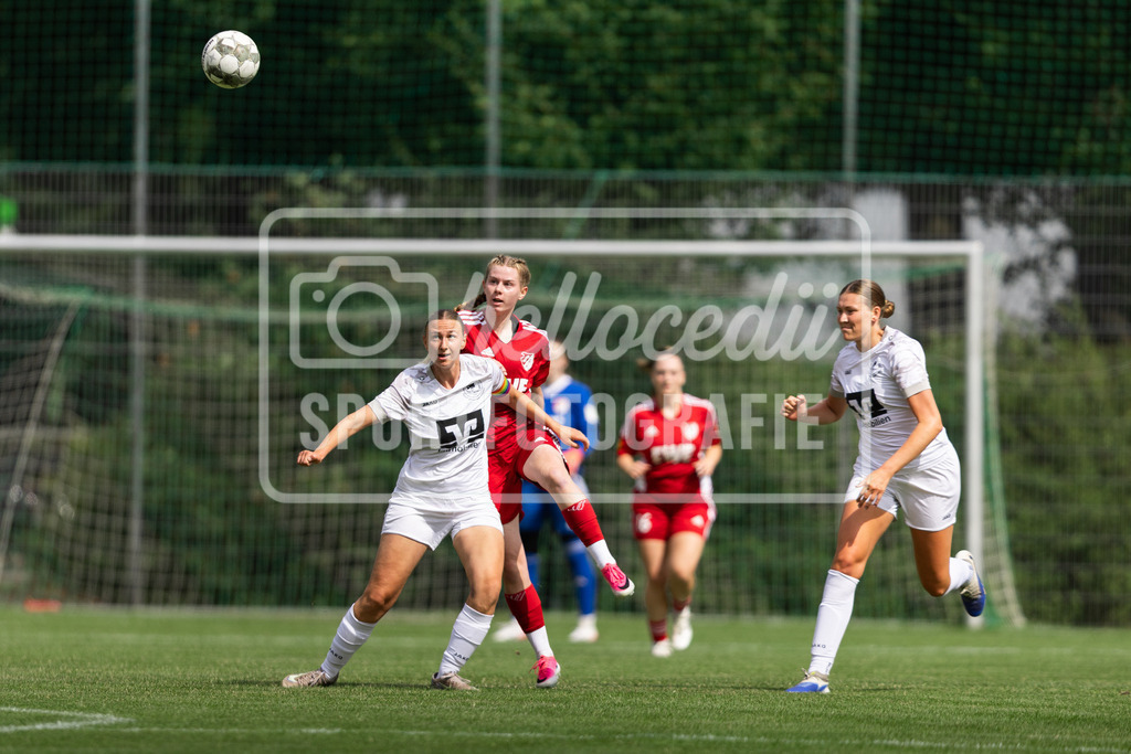 Fußball I Frauen I Testspiel I SpVg Aurich - DJK Arminia Ibbenbüren I 15335 | realhellocedii - Realisiert mit Pictrs.com