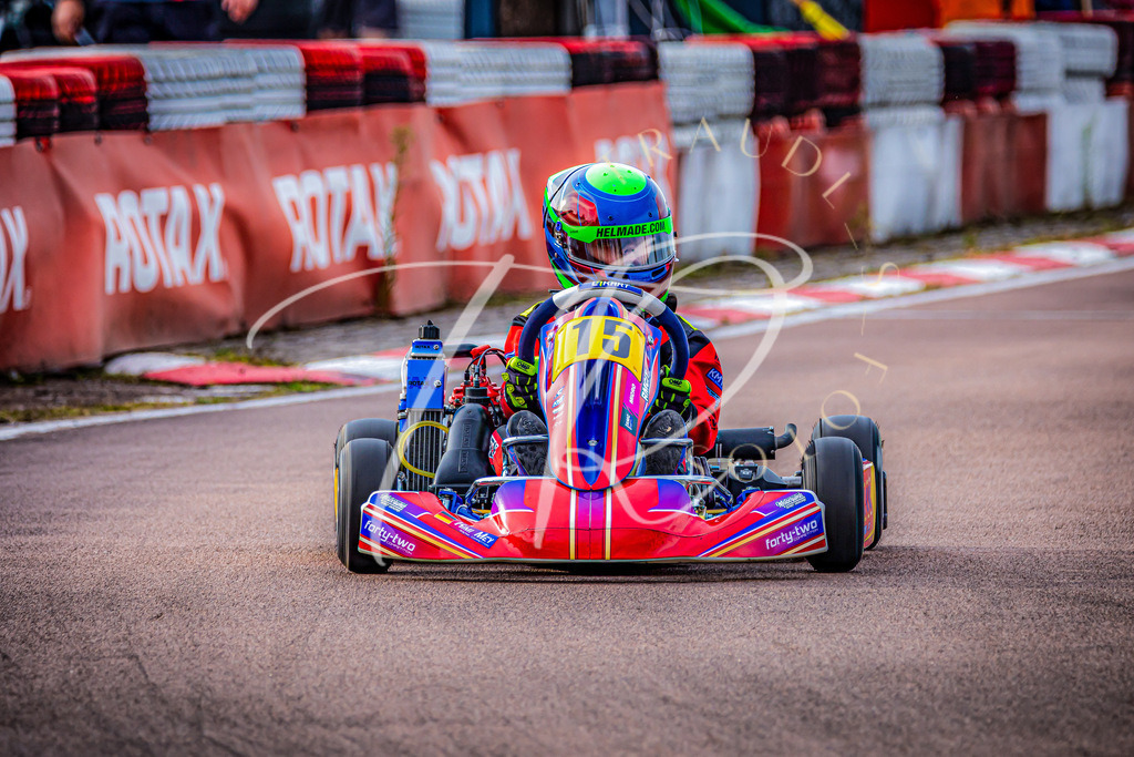 BF4D7E9F-55B5-463E-B930-F0B48AD35CA7 | traudl_s_fotos