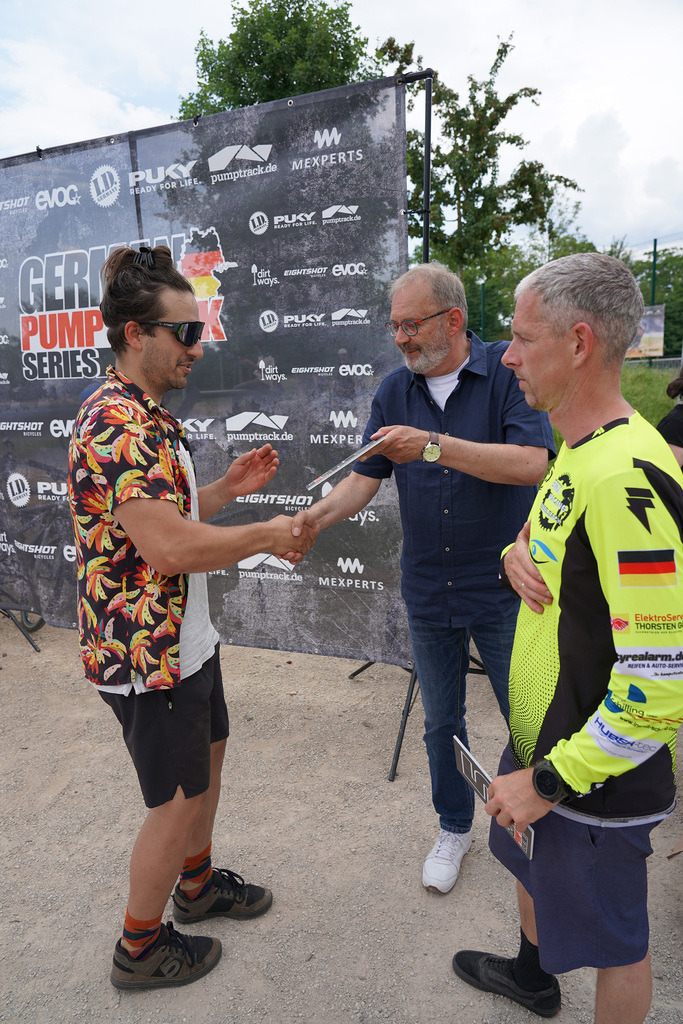 Siegerehrung-DSC02287_gunter | German Pumptrack Series - Realisiert mit Pictrs.com