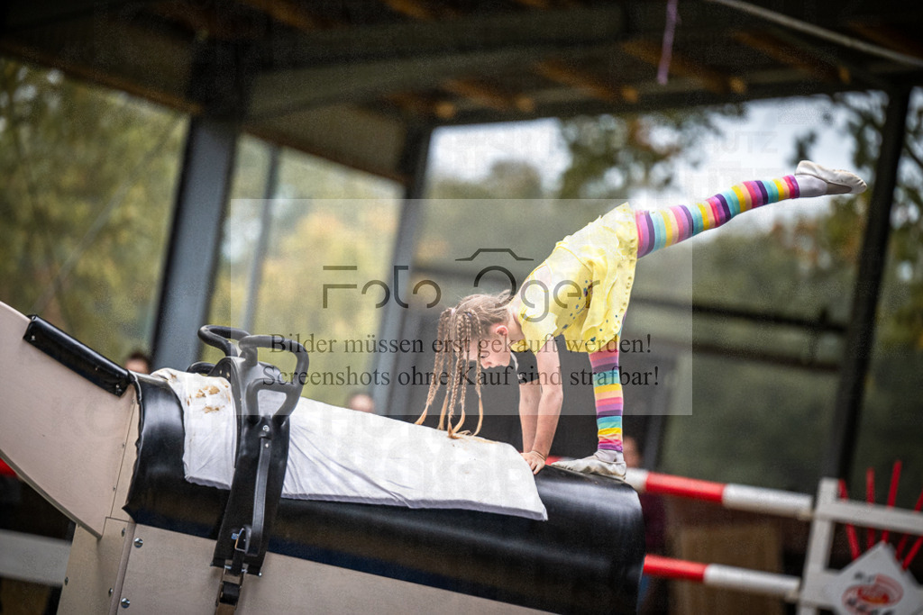 DOS_0473 | Entdecke hochwertige Reitturnierfotos von Foto Oger. Professionell, emotional und authentisch – jetzt Lieblingsmomente im Shop bestellen.Deutschlandweite Turnierfotografie. - Realisiert mit Pictrs.com