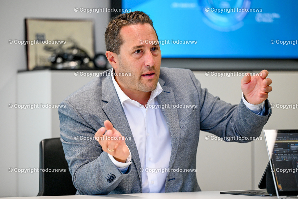 Porsche Wels_ Thomas Herndl_ 01.09.2025-20 | 01.09.2025, WELS, AUT, Porsche Wels, im Bild Thomas Herndl (Leitung des Verbundes Porsche Oberoesterreich)