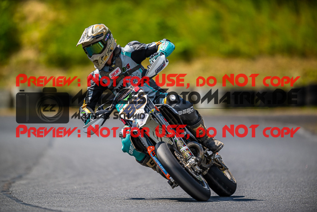 MaZZes_FotoMatrix_220528_9840 | Fotograf Mathias Schmid
Sportfotograf,
Eventfotograf,
Hochzeitsfotograf,
Portraitfotograf