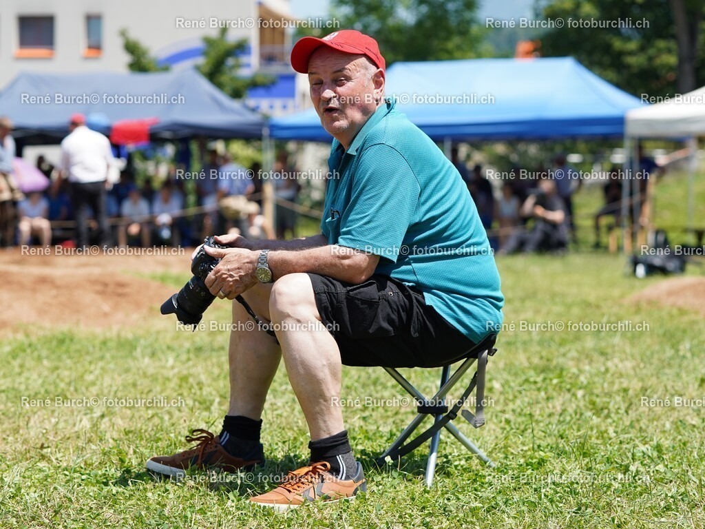 DSC04518 (2) | René Burch leidenschaftlicher Fotograf aus Kerns in Obwalden.  Hier finden sie Sport, Landschaft und Natur Fotografie.
 - Realisiert mit Pictrs.com