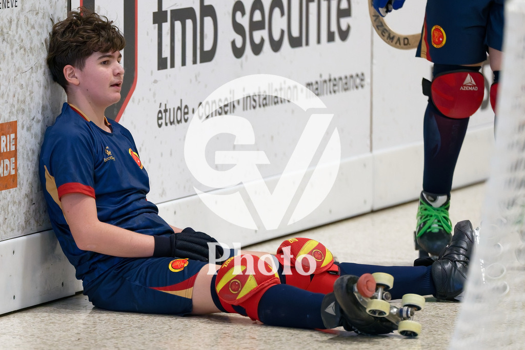 U15  - Geneve RHC v Montreux HC  |  during the U15  match between Geneve RHC and Montreux HC  at Centre sportif de la queue d'arve in Geneve, Switzerland