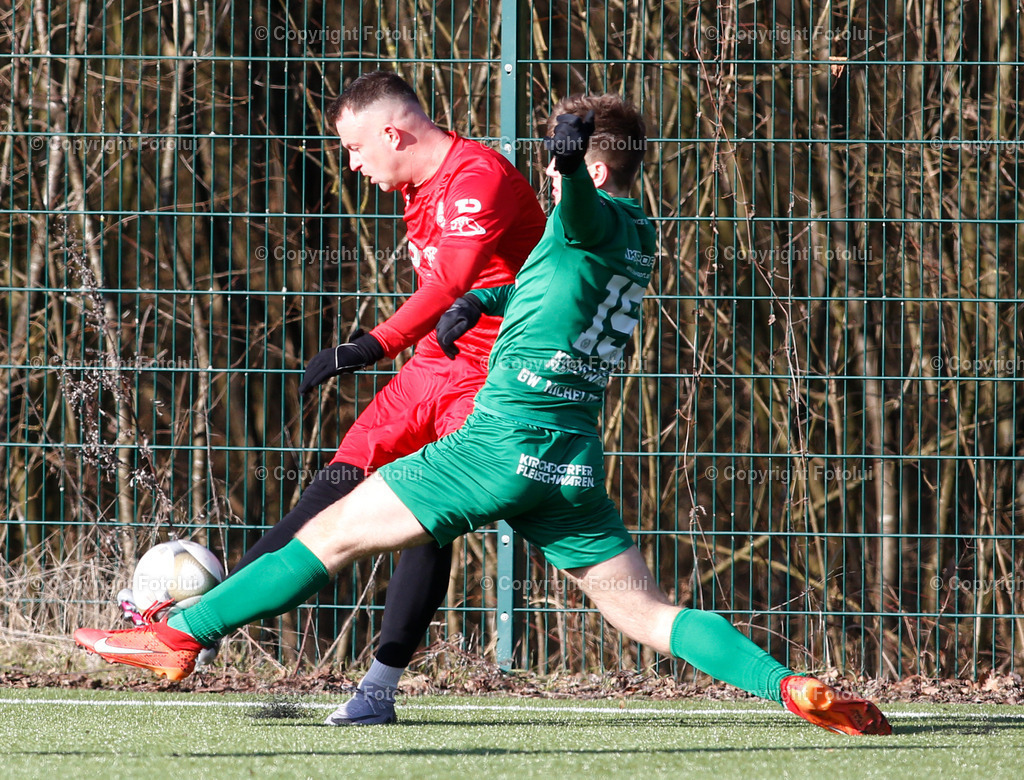 A_LUI_01022025_00006 | SPORT FUSSBALL TESTSPIEL ASKOE OEDT -SV HAIDLMAIR GRUEN WEISS MICHELDORF 01.02.2025 IM BILD : NENAD VIDACKOVIC  (OEDT) UND  MANUEL GUDELJEVIC (MICHELDORF) FOTO:FOTOLUI