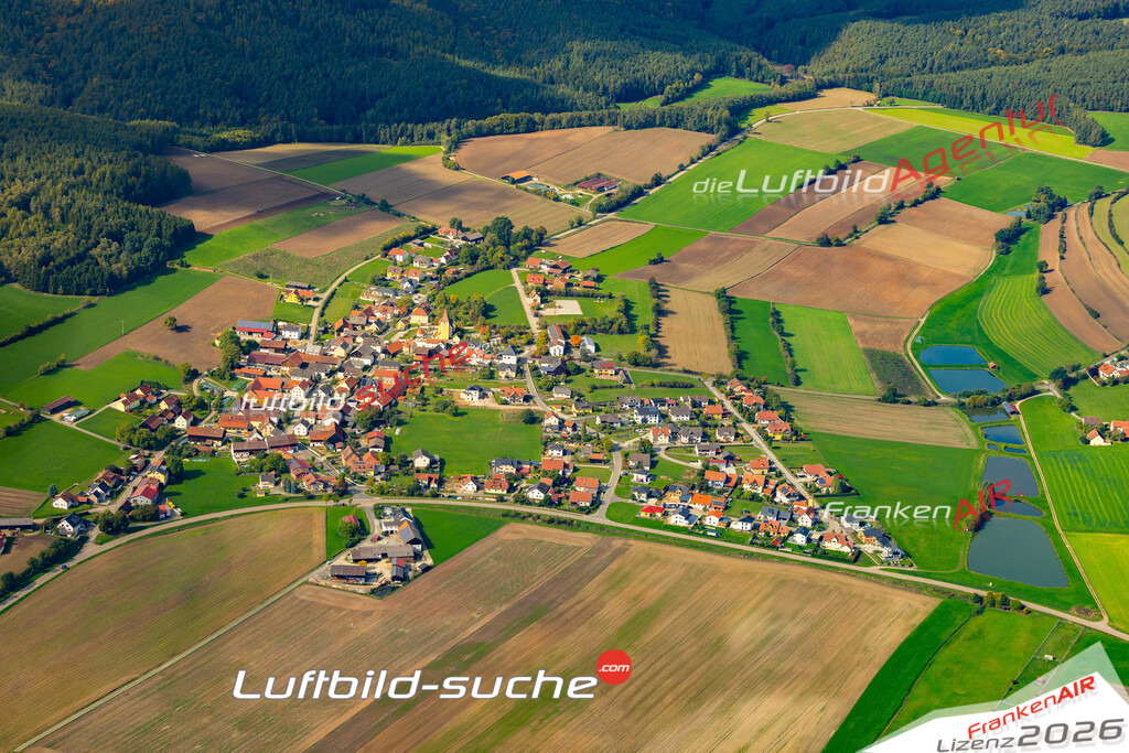 Die Luftaufnahme Rottendorf - Schmidgaden wurde 2022 vom Flugzeug aus (keine Drohne) erstellt. Hohe Auflösung -für große Poster und Wandbilder geeignet - Garantiert!