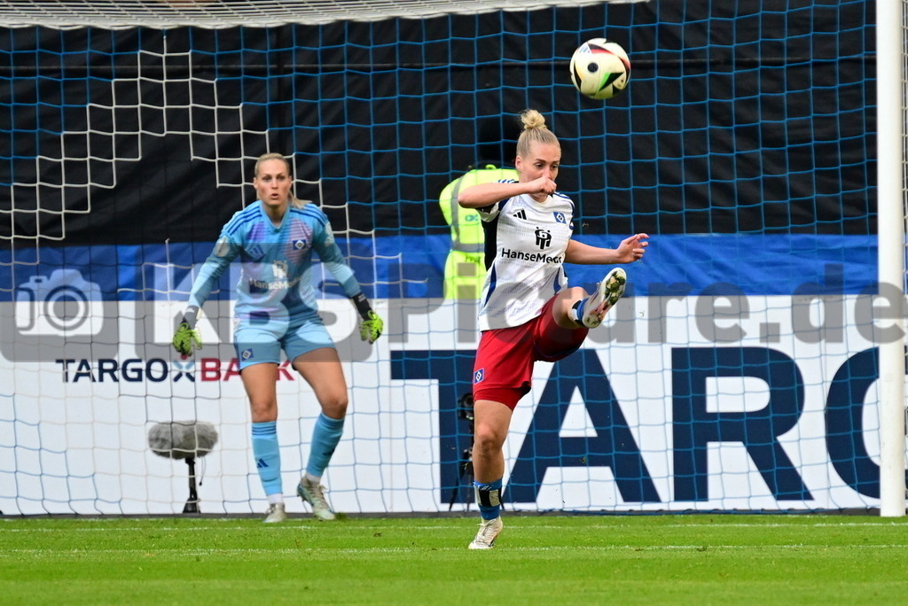 KBS Picture_HSV-Bremen_Frauen_030 | Stoeckmann Sarah (HSV Frauen) ,Sportplatz :  Volksparkstadion, - Realisiert mit Pictrs.com