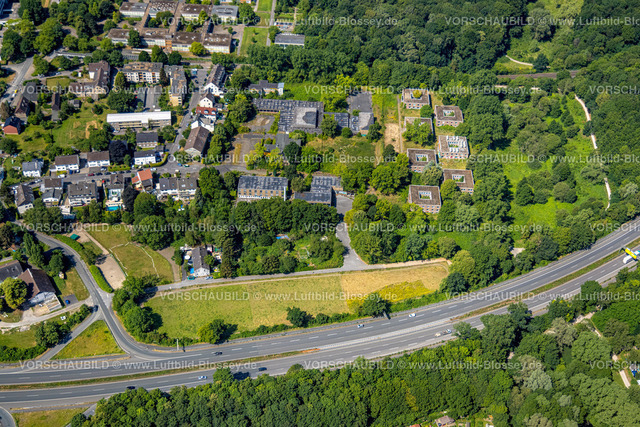 Dortmund220704974 | Luftbild, ehemalige Gehörlosenschule und Erstaufnahmeeinrichtung EAE für Flüchtlinge, Gelände zwischen Bundesstraße B54, Glückaufsegenstraße und Hüttenbruchweg, geplantes Baugebiet für Wohnhäuser, Hacheney, Dortmund, Ruhrgebiet, Nordrhein-Westfalen, Deutschland