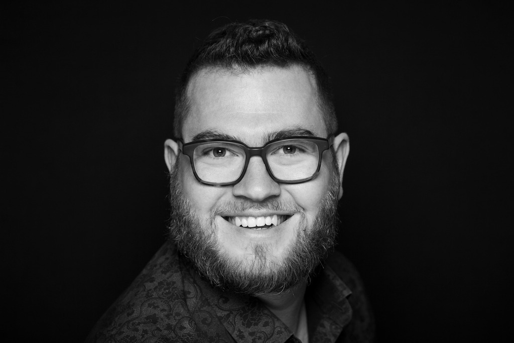 2024-05-01 Shooting_Bewerbungsshooting_240601-0077 | Click and Joy Shop - Realisiert mit Pictrs.com