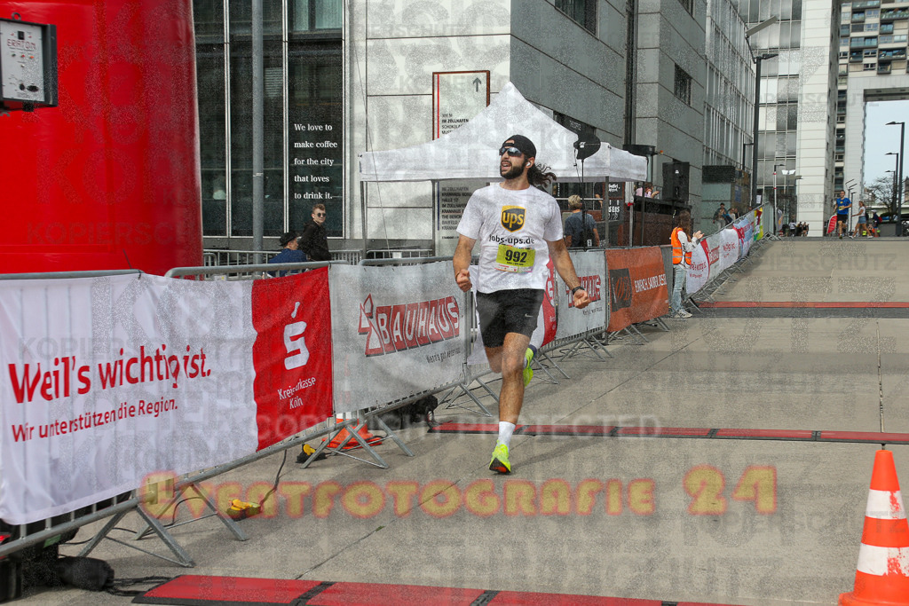 250920_1319_EX1_4008 | Sportfotografie im Rhein-Sieg Kreis, Köln, Bonn, NRW, Rheinland Pfalz, Hessen, etc. Unser Tätigkeitsfeld umfasst den Laufsport vom Volkslauf über den Marathon, Duathlon, Triathon bis zum Ultralauf wie Kölnpfad Ultra oder Schindertrail.