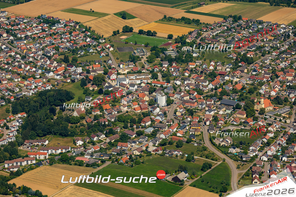 Aktuelles Luftbild von Straßdorf Schwäbisch Gmünd - Die Luftaufnahme wurde 2022 mittels UL-Flugzeug erstellt ( keine Drohne ) - hochauflösende Kamera-Systeme von  Canon -Beste Qualität - Für grossformatige Ausdrucke geeignet. Die Geschenkidee !