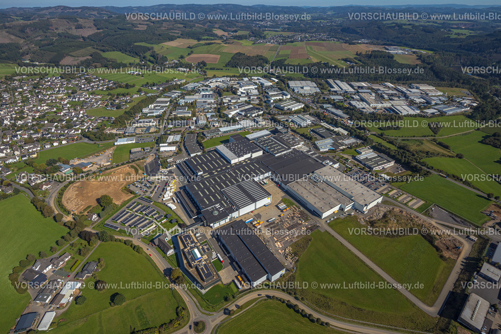 Attendorn230908869 | Luftbild, Gewerbegebiet Ennest-Askay, Baustelle und Solarpark, Attendorn, Sauerland, Nordrhein-Westfalen, Deutschland