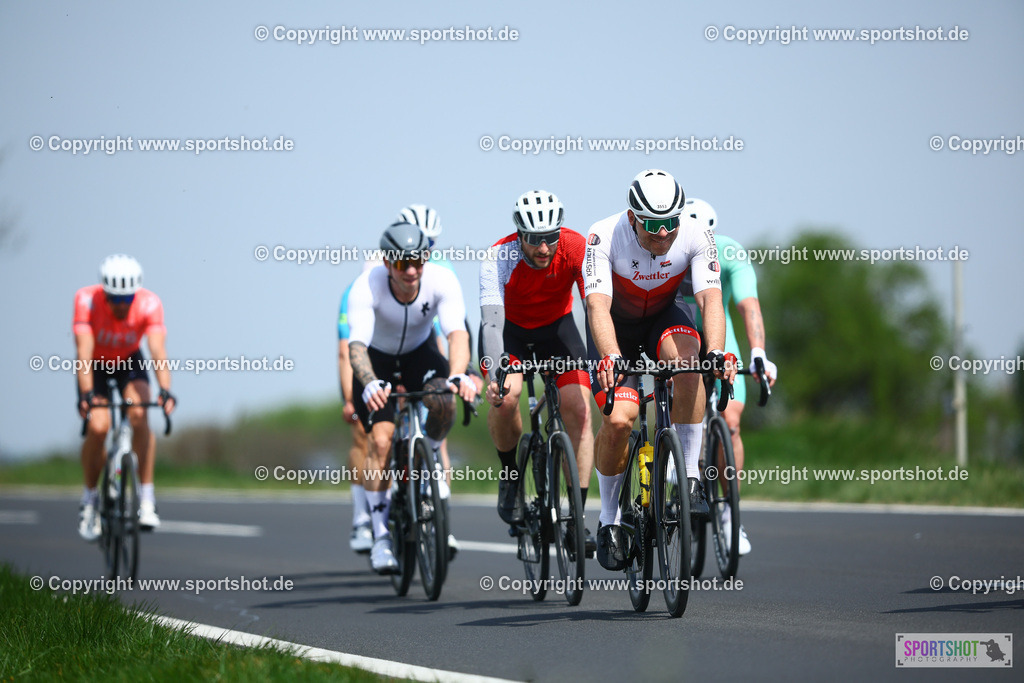 488_TRA55713 | Neusiedlersee Radmarathon 2026@sportshot_your_pictrs #yourpictures#roadtowm2029 #nrm #neusiedlerseeradmarathon #neusiedlersee #neusiedlerseetourismus #burgenland #mörbisch #nrm26 #burgenlandtourismus #voglundco #poweredbyburgenlandtourismus #radsport #rad #marathon #ucigranfondo #visitburgenland #ucigranfondoworldseries