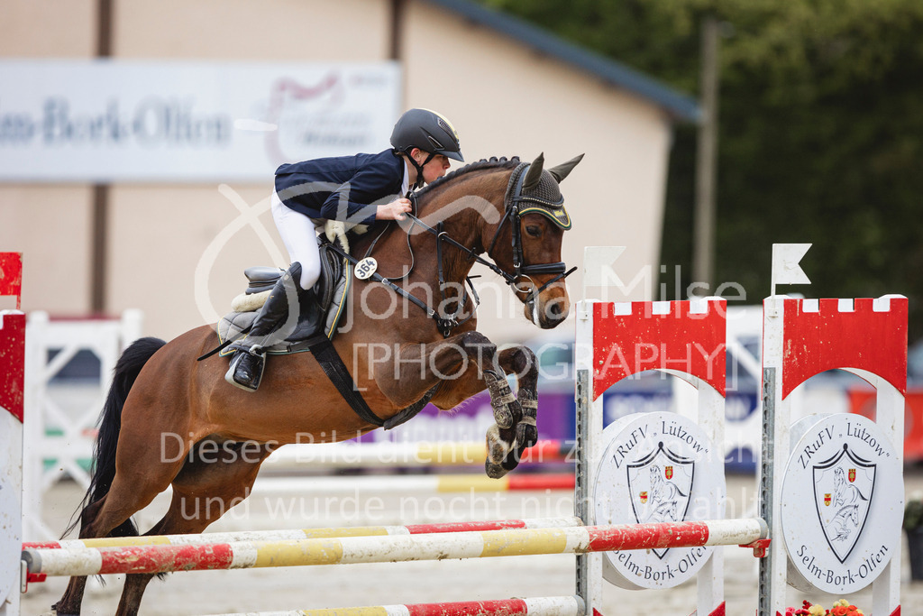 240426_Olfen-Vinnum_PonyTrophy-374 | Deine schönsten Turniermomente als professionelle Fotos! Entdecke hochwertige Pferdesport-Fotografie im Online-Shop. Jetzt Fotos finden & bestellen!