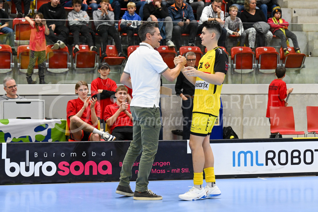 HC Rychenberg vs Basel Regio - 19. November 2022 | HC Rychenberg vs Basel Regio
AXA Arena, Winterthur
Best Player Marco Eyer (#71 HC Rychenberg).
Bild: Sportfotografie Markus Aeschimann | www.markus-aeschimann.ch - Realisiert mit Pictrs.com