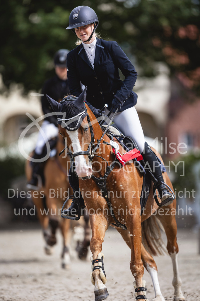 240616_Lemwerder_A2-Spr-227 | Deine schönsten Turniermomente als professionelle Fotos! Entdecke hochwertige Pferdesport-Fotografie im Online-Shop. Jetzt Fotos finden & bestellen!