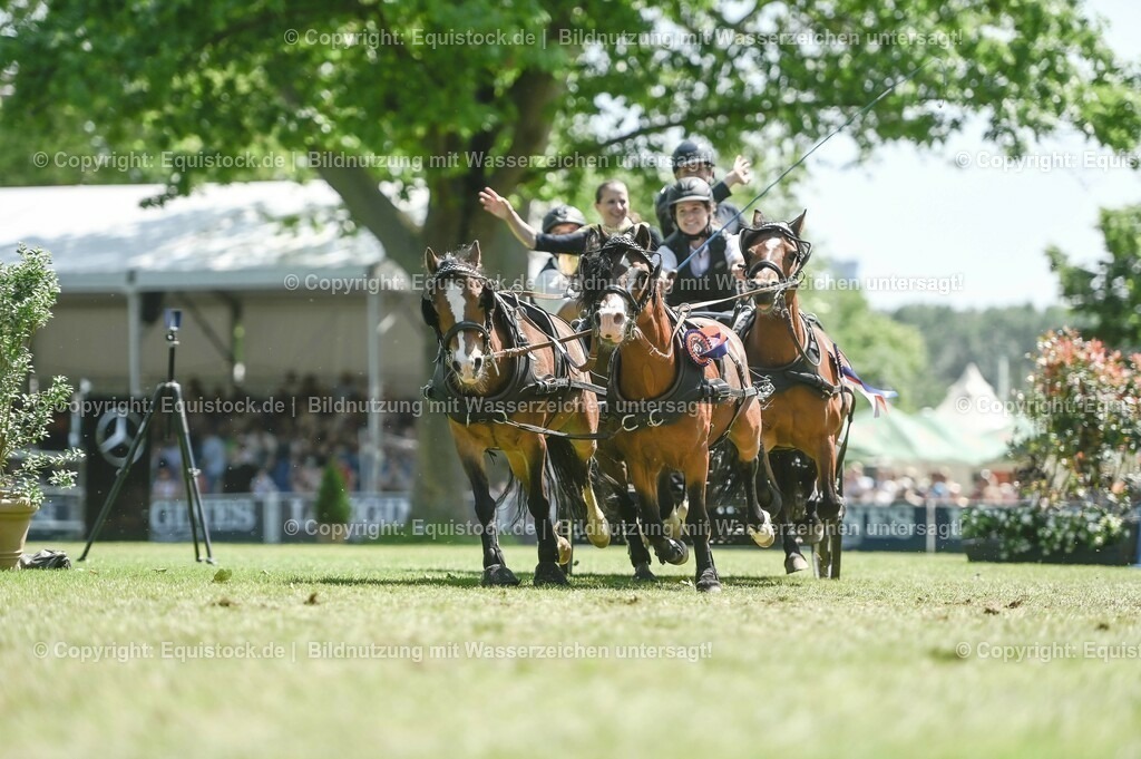 20230528_Jump-and-Drive_0287 | equistock