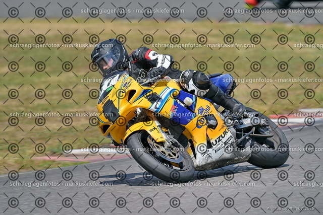 25bt04-1266 | markuskiefer.com - Realisiert mit Pictrs.com