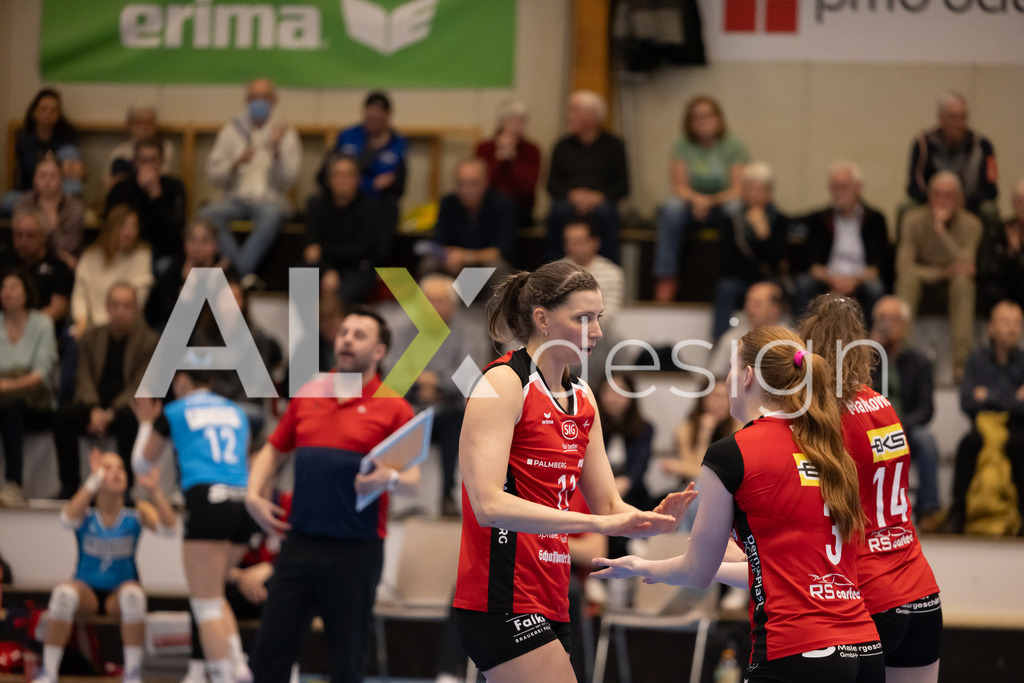 Volleyball I Frauen I Saison 2025-2026 I Volleyball NLA | Women I 1/2 Finals I  VC Kanti Schaffhausen - Sm'Aesch Pfeffingen I 18.03.2026 | 11 Kateřina Holásková (CZ) (VC Kanti Schaffhausen) – Mitte - Realisiert mit Pictrs.com