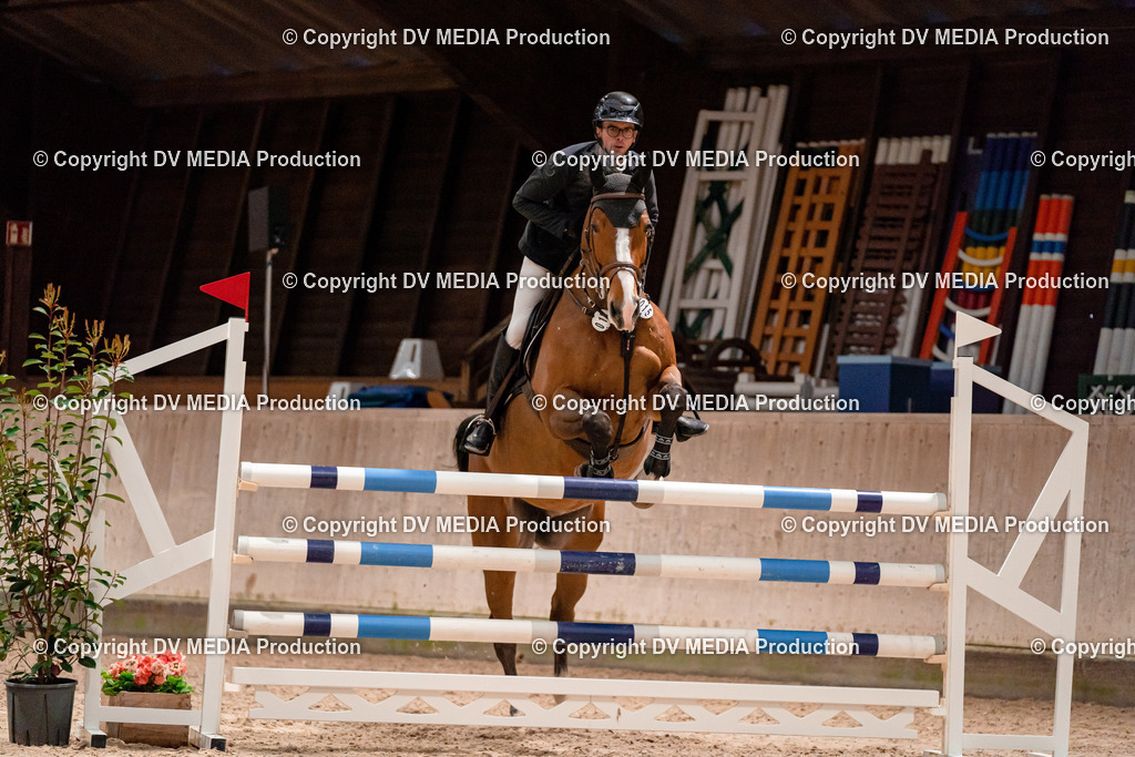 Springen Tag 1-847 | dv-media-shop - Realisiert mit Pictrs.com