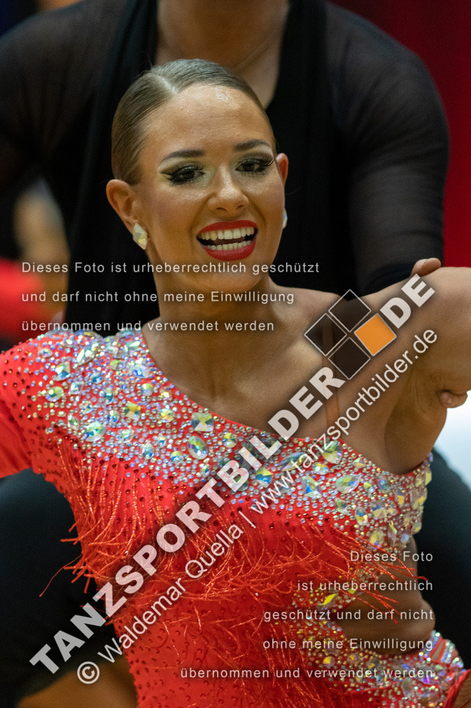20230114-12422 | Hier finden Sie Tanz Bilder vom Latein und Standard Formationen tanzen. Sportbilder vom Tanzsport. Schöne Fotos und von Weltmeisterschaft, Europameisterschaft, Bundesliga, Regionalliga, Oberliga und Landesliga sowie von GOC Stuttgart, DanceComp, WM Bremen