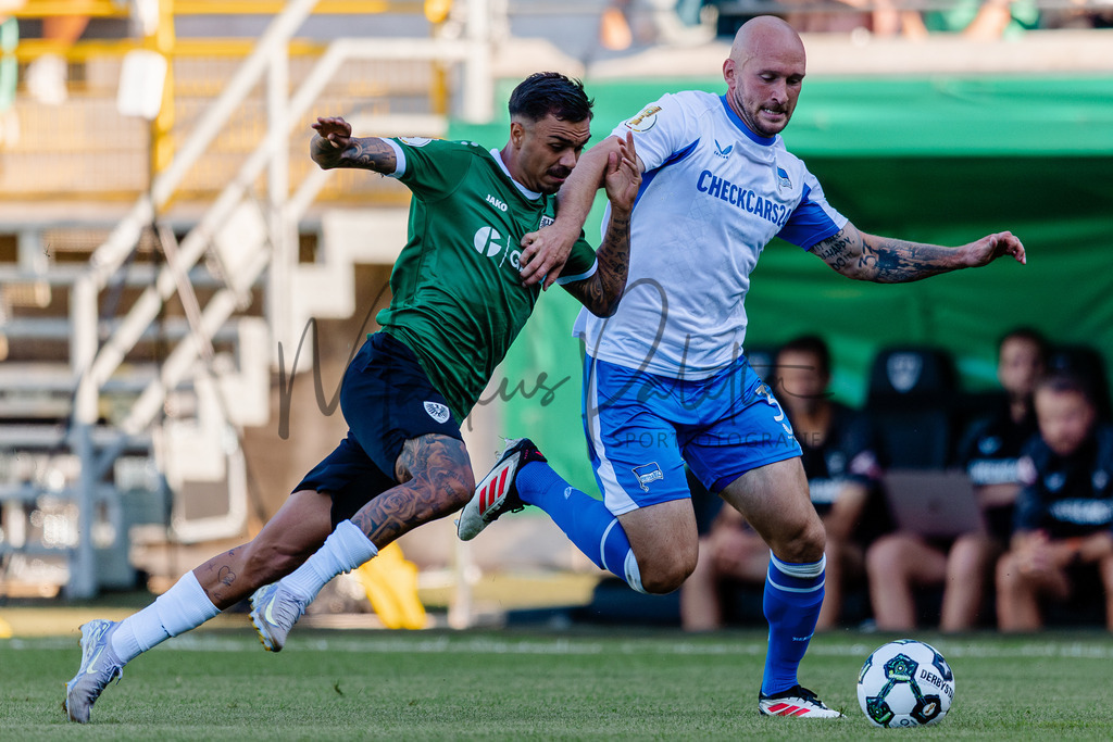 DFB-Pokal 2025/2026, 1. Runde: SC Preußen Münster - Hertha BSC Berlin | Münster, 18.08.2025: DFB-Pokal 2025/2026, 1. Runde, SC Preußen Münster gegen Hertha BSC Berlin im LVM-Preußenstadion in Münster.(Foto: sportfotografie.ms | Markus Paletta) - Realisiert mit Pictrs.com