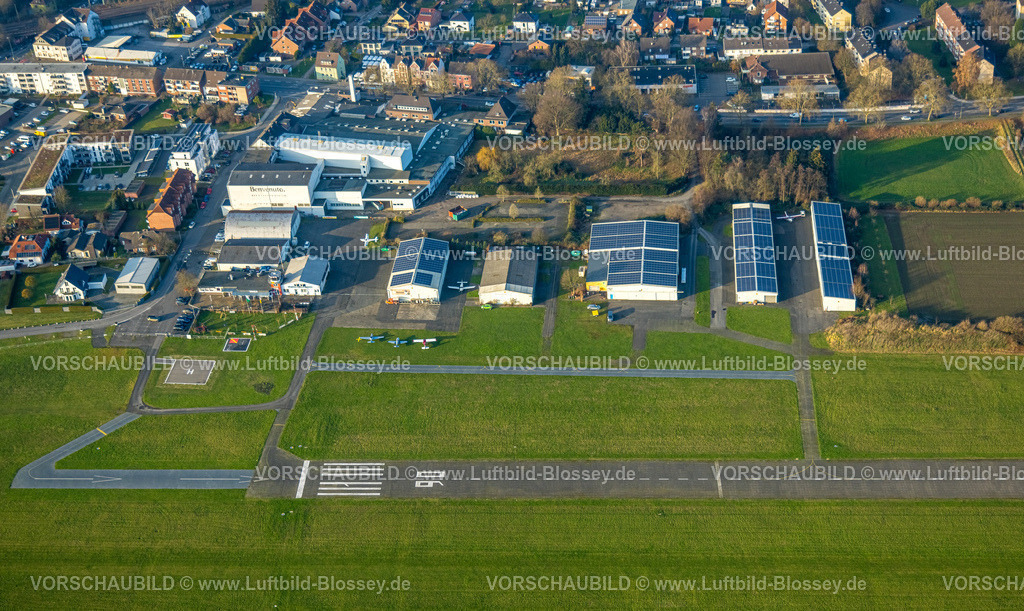 Hamm241200971 | Luftbild, Flugplatz Hamm Lippewiesen mit Flughallen und Solardach, Stadtbezirk Heessen, Hamm, Ruhrgebiet, Nordrhein-Westfalen, Deutschland