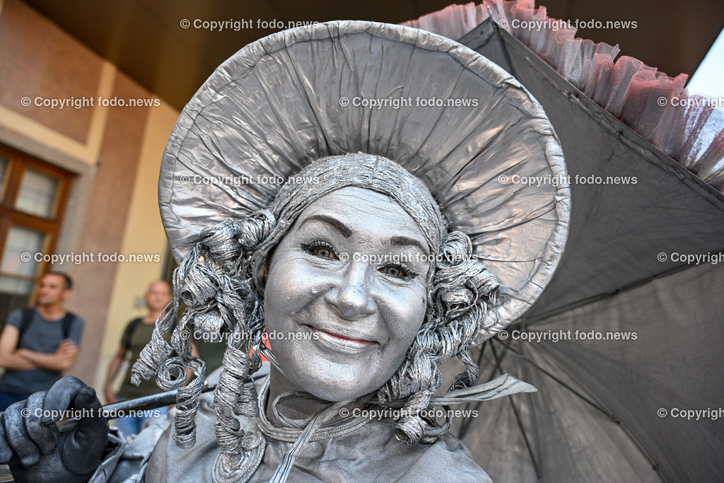 Pflasterspektakel_ 36. Linzer Pflasterspektakel 2024_ 18.07.2024-10 | 18.07.2023, Linz, AUT, 36. Linzer Pflasterspektakel 2024, im Bild diverse Kuenstler