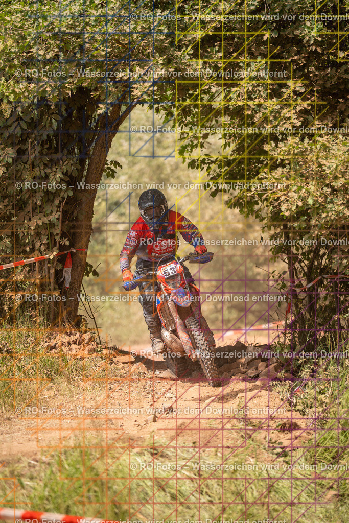 Wolfshausen 5 Lauf -788 | Sportfotografie von RO-Fotos: Motorsport, Motocross, Enduro, Laufveranstaltungen und Triathlon. Professionelle Fotos von Sportlern und Events. - Realisiert mit Pictrs.com