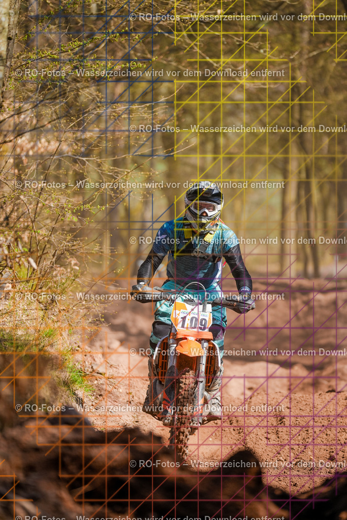 2 Lauf Mernes-1510 | Sportfotografie von RO-Fotos: Motorsport, Motocross, Enduro, Laufveranstaltungen und Triathlon. Professionelle Fotos von Sportlern und Events. - Realisiert mit Pictrs.com