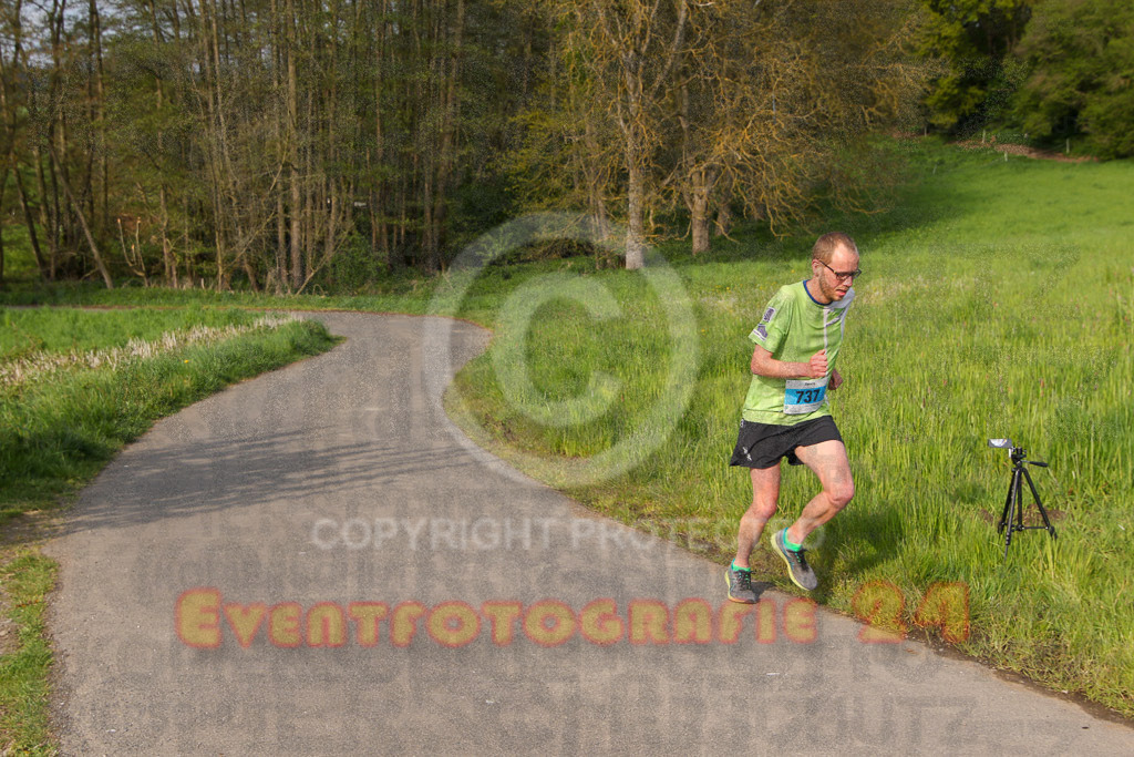 220501_0924_EV8_9518 | Sportfotografie im Rhein-Sieg Kreis, Köln, Bonn, NRW, Rheinland Pfalz, Hessen, etc. Unser Tätigkeitsfeld umfasst den Laufsport vom Volkslauf über den Marathon, Duathlon, Triathon bis zum Ultralauf wie Kölnpfad Ultra oder Schindertrail.