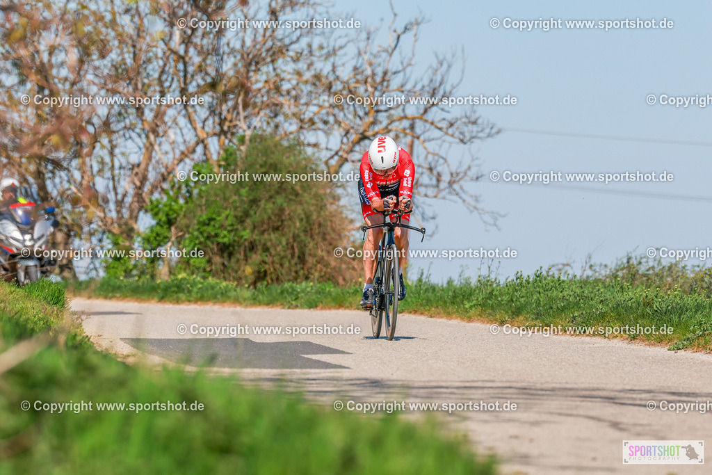 365_AR7_4114 | Neusiedlersee Radmarathon 2026@sportshot_your_pictrs #yourpictures#roadtowm2029 #nrm #neusiedlerseeradmarathon #neusiedlersee #neusiedlerseetourismus #burgenland #mörbisch #nrm26 #burgenlandtourismus #voglundco #poweredbyburgenlandtourismus #radsport #rad #marathon #ucigranfondo #visitburgenland #ucigranfondoworldseries