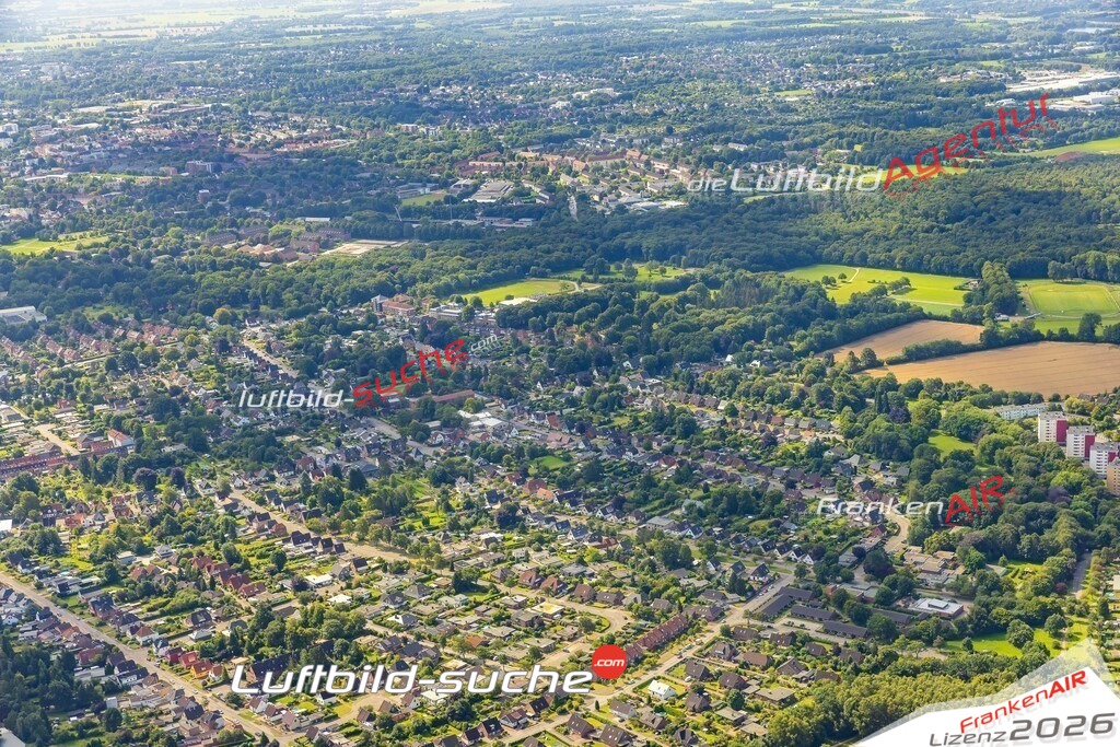 Gartenstadt Neumünster Bild- Das Luftbild wurde 2025 vom UL-Flugzeug heraus erstellt ( keine Drohne bzw. Drohnenaufnahme ) - Hochauflösende Luftaufnahme -Nicht vergleichbar mit Google Maps oder Satelittenbilder- Die Geschenkidee !Mit Lizenz und Bildrechte bestellbar - CC