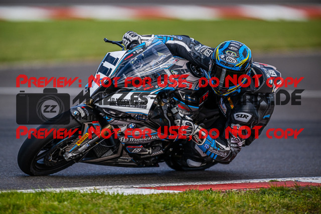 MaZZes_FotoMatrix_220506_93253 | Fotograf Mathias Schmid
Sportfotograf,
Eventfotograf,
Hochzeitsfotograf,
Portraitfotograf