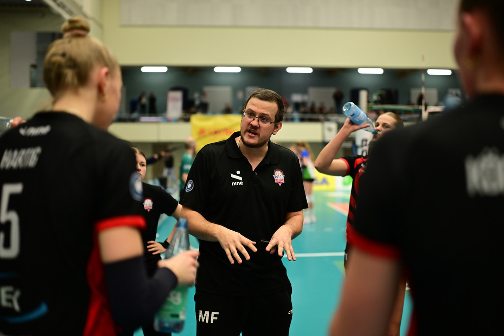 Volleyball I Frauen I Saison 2025-2026 I Bundesliga I Hauptrunde I ETV Hamburger Volksbank Volleys - Skurios Volleys Borken | Der Sportfotograf. - Realisiert mit Pictrs.com