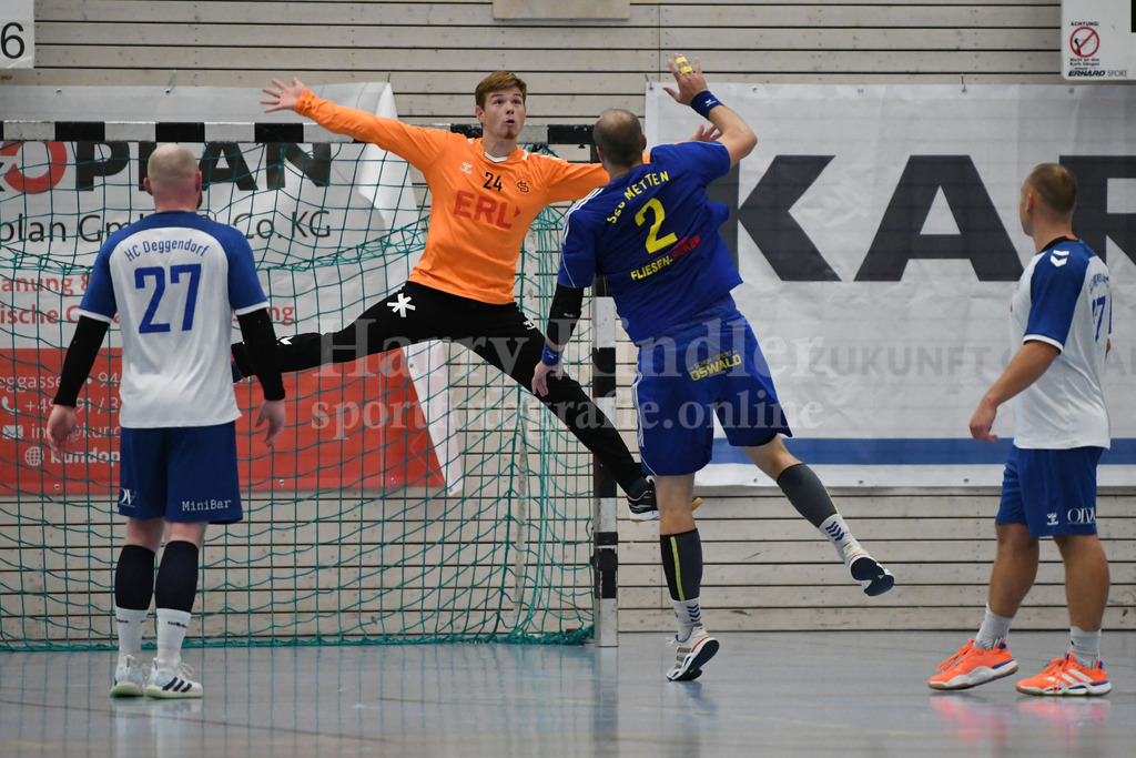 HC Deggendorf : SSG Metten | Simon Hanauer  (HC Deggendorf) - Realisiert mit Pictrs.com