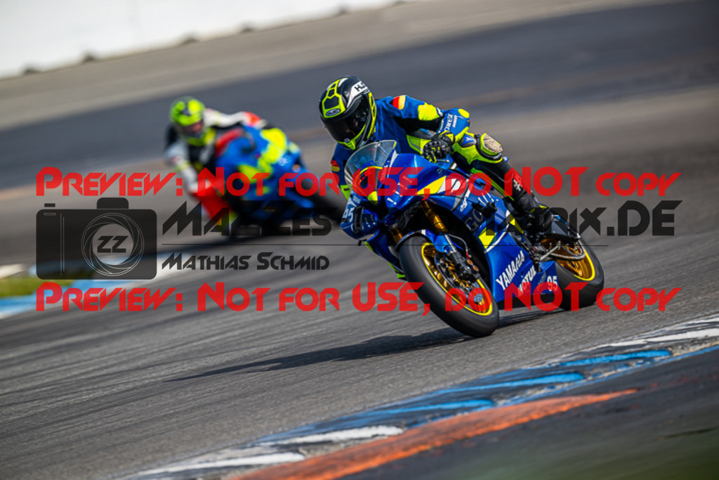 MaZZes_FotoMatrix_230410_8616 | ROT