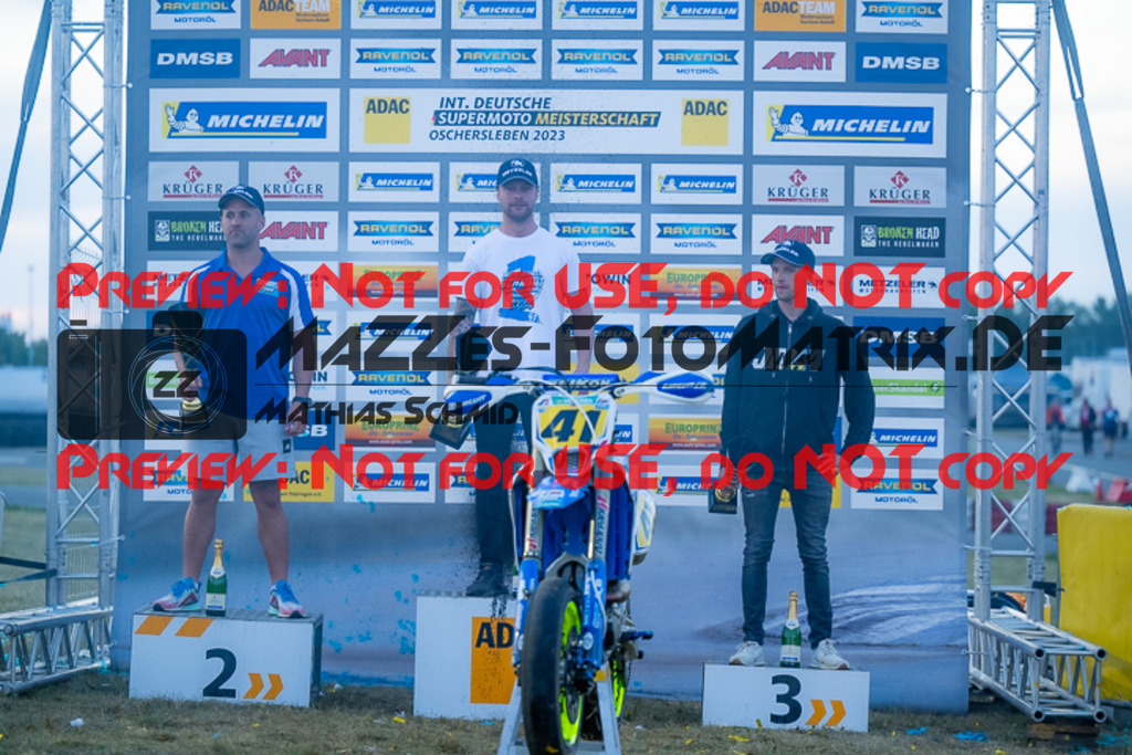 MaZZes_FotoMatrix_231001_1281 | S1