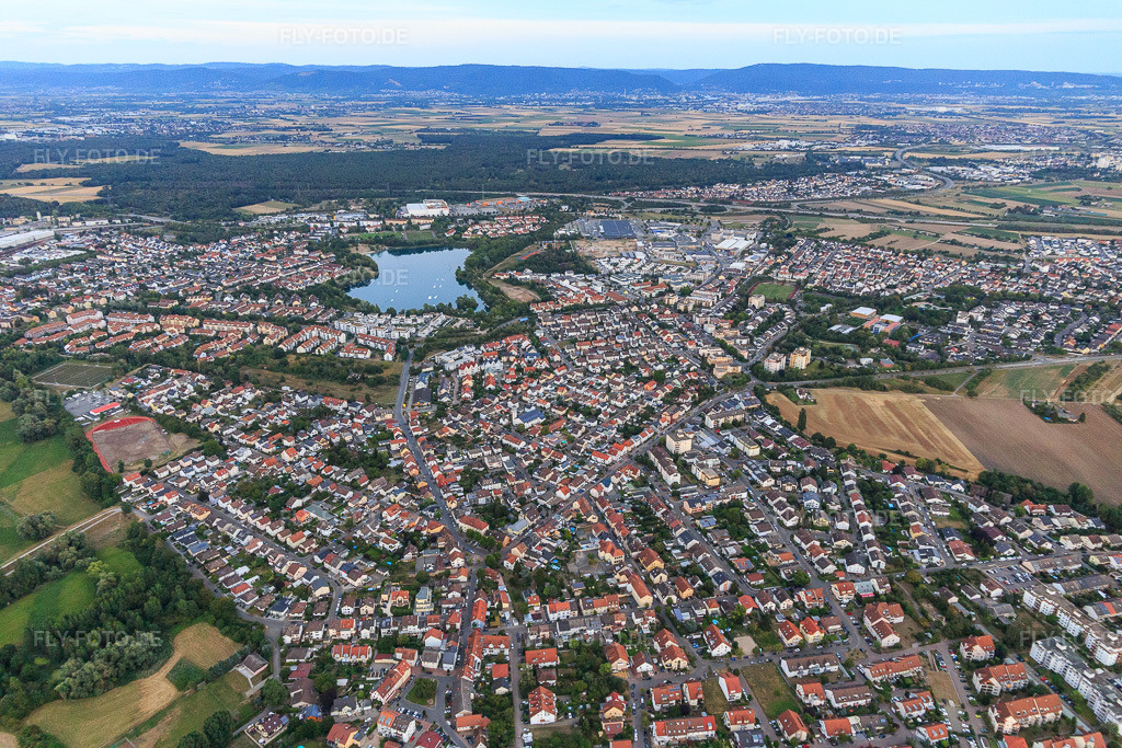 Luftbild: Ortsansicht von Südwesten in Brühl im Bundesland Baden-Württemberg in Deutschland. Foto: IMG_121101.jpg vom 25.07.2020 durch Werner Riehm/FLY-FOTO.de