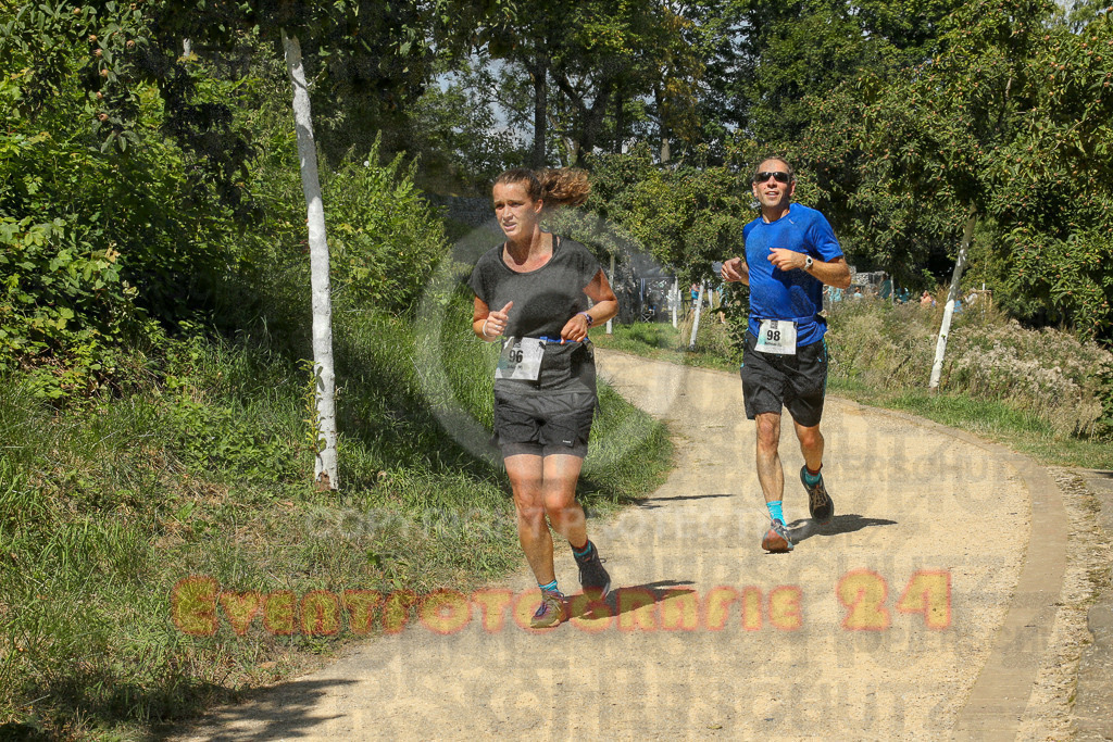 250824_1232_EX1_9656 | Sportfotografie im Rhein-Sieg Kreis, Köln, Bonn, NRW, Rheinland Pfalz, Hessen, etc. Unser Tätigkeitsfeld umfasst den Laufsport vom Volkslauf über den Marathon, Duathlon, Triathon bis zum Ultralauf wie Kölnpfad Ultra oder Schindertrail.