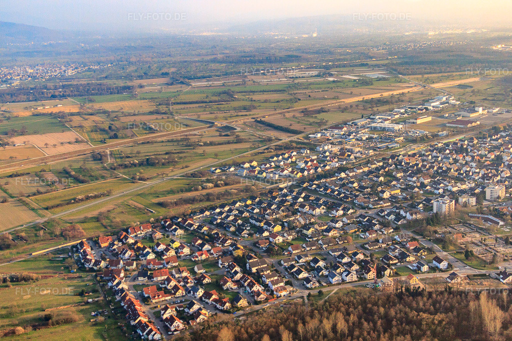 Luftbild: Steinäckerstr in Ötigheim im Bundesland Baden-Württemberg in Deutschland. Foto: IMG_62632.jpg vom 07.03.2014 durch Werner Riehm/FLY-FOTO.de