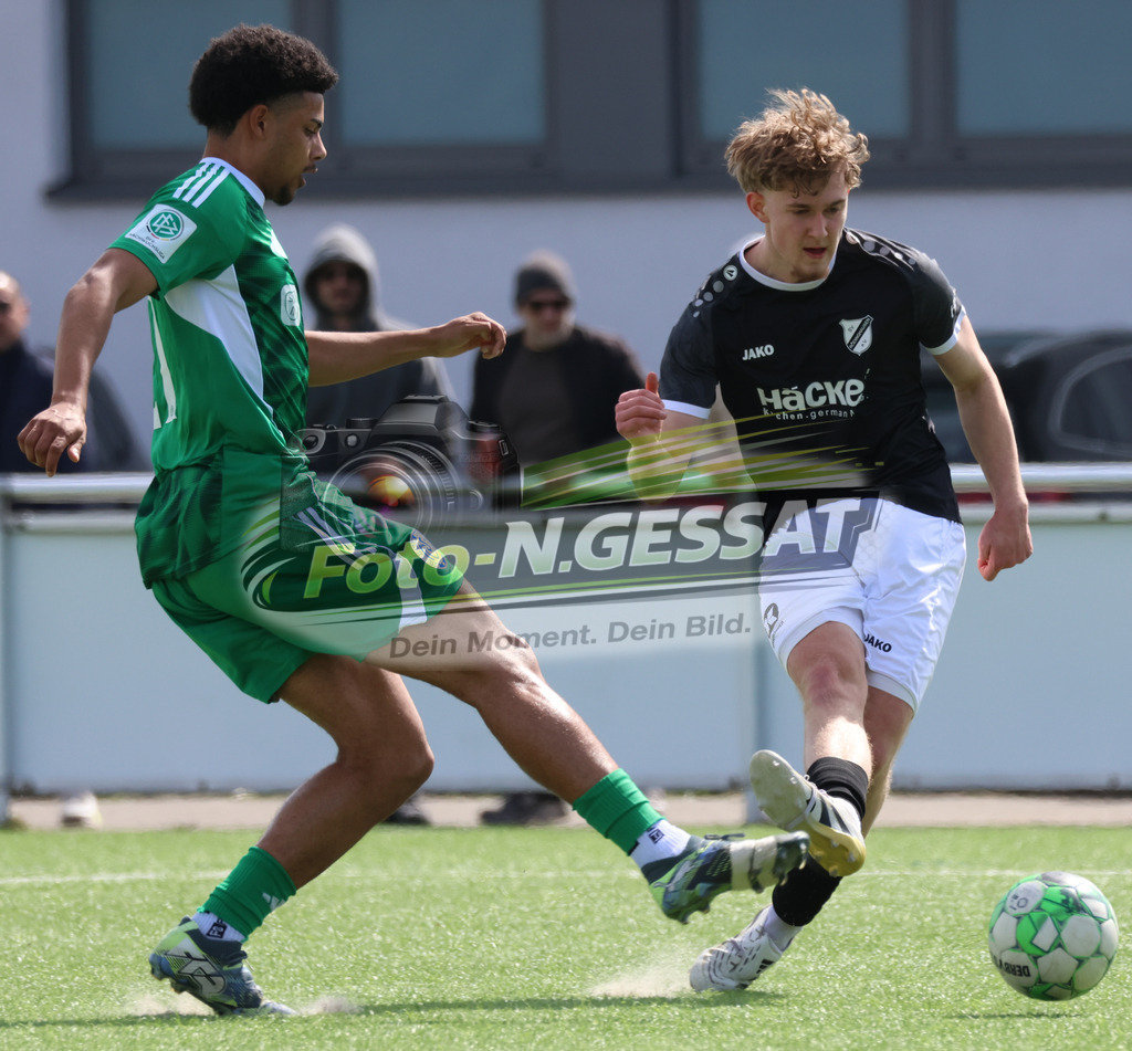 SV Rödinghausen - MSV Duisburg | Auf dem Bild zu sehen: schwarz SV Rödinghausen ; grün MSV Duisburg: SV Rödinghausen, MSV Duisburg, Saison 25/26, A-Jugend, Testspiel, Rödinghausen, Deutschland - Realisiert mit Pictrs.com