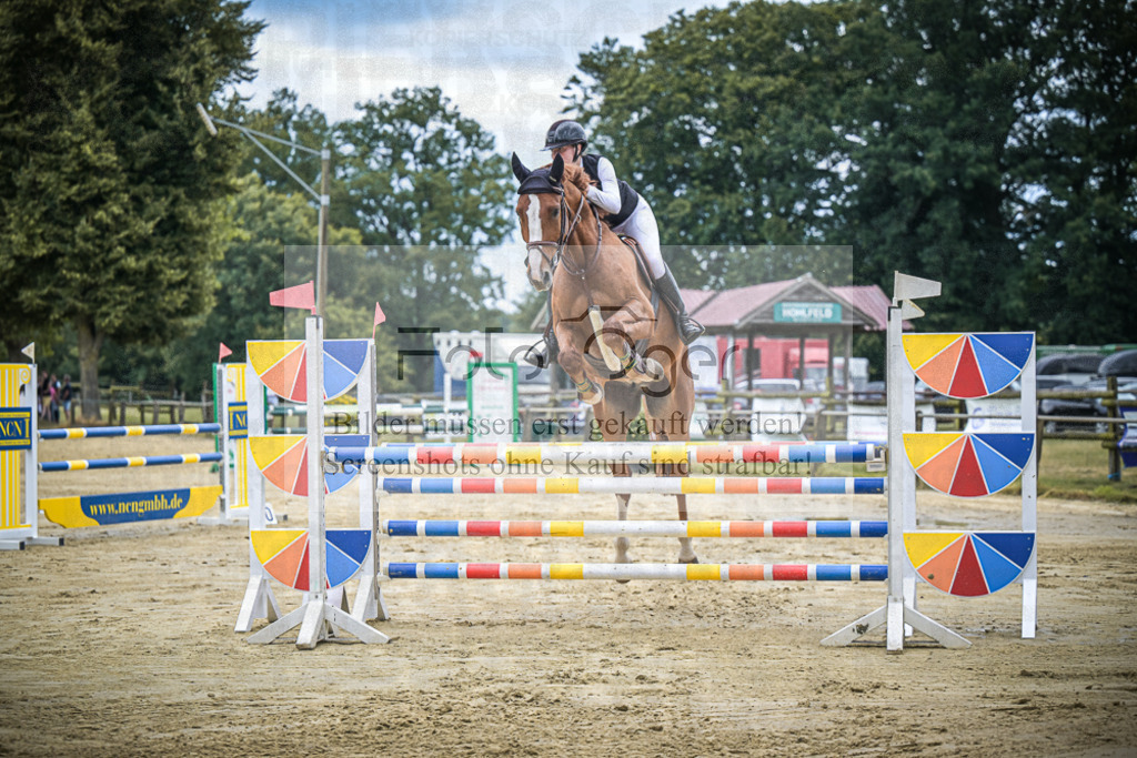 DOS_5818 | Entdecke hochwertige Reitturnierfotos von Foto Oger. Professionell, emotional und authentisch – jetzt Lieblingsmomente im Shop bestellen.Deutschlandweite Turnierfotografie. - Realisiert mit Pictrs.com