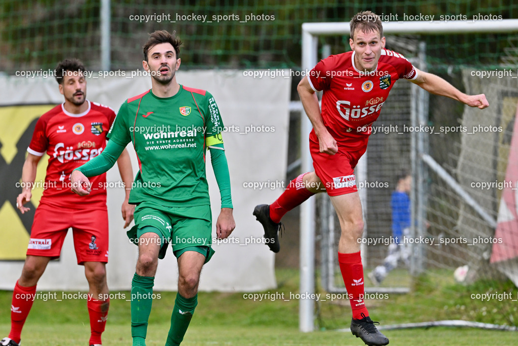 FC ASKÖ Gmünd vs. SV Rapid Lienz | #4 Martin Wibmer Rapid Lienz, #9 Juro Kovacic FC Gmünd, #2 Patrick Eder Rapid Lienz, FC ASKÖ Gmünd vs. SV Rapid Lienz, FC ASKÖ Gmünd vs. SV Rapid Lienz am 09.11.2025 in Ferlach (Ballspielhalle Ferlach), Austria, (Photo by Bernd Stefan)