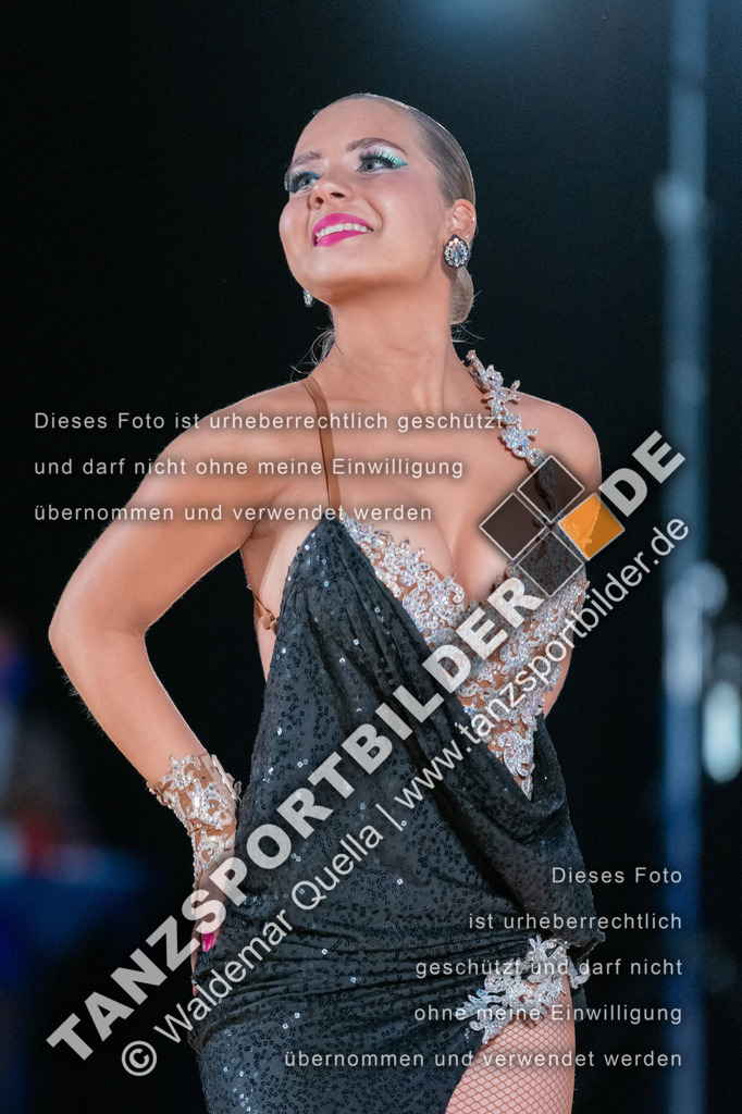 20250504-00367 | Hier finden Sie Tanz Bilder vom Latein und Standard Formationen tanzen. Sportbilder vom Tanzsport. Schöne Fotos und von Weltmeisterschaft, Europameisterschaft, Bundesliga, Regionalliga, Oberliga und Landesliga sowie von GOC Stuttgart, DanceComp, WM Bremen