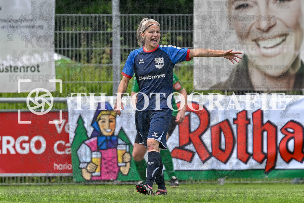 GER, FC Hauingen - SV Waldhaus, Frauen-Fussball, Rothaus Bezirkpokal, Finale, Saison 2024/2025, 29.05.2025 | Alexandra Gäbler (FC Hauingen, #17)GER, FC Hauingen - SV Waldhaus, Frauen-Fussball, Rothaus Bezirkpokal, Finale, Saison 2024/2025, 29.05.2025Foto: TH Fotografie/Thomas Hess
