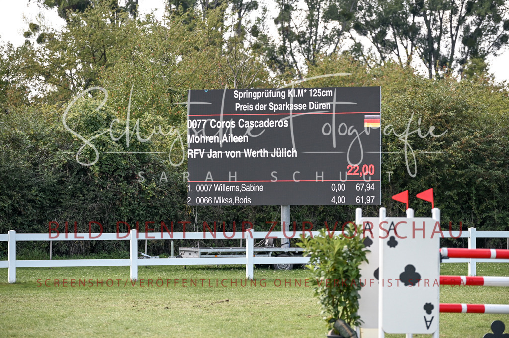 Schugtsche-Düren.2024-10.Springprf.M_-51 | Schugtsche Fotografie - Realisiert mit Pictrs.com