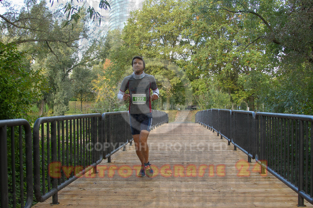 231015_1008_EV4_0783 | Sportfotografie im Rhein-Sieg Kreis, Köln, Bonn, NRW, Rheinland Pfalz, Hessen, etc. Unser Tätigkeitsfeld umfasst den Laufsport vom Volkslauf über den Marathon, Duathlon, Triathon bis zum Ultralauf wie Kölnpfad Ultra oder Schindertrail.