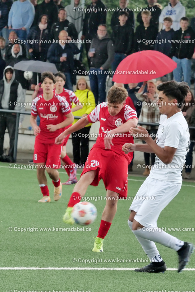 Fußball : C-Junioren : Aufstieg Regionalliga West : SUS 09 Dinslaken - Vfb 03 Hilden am 04.06.2026 in Dinslaken | Fußball : C-Junioren : Aufstieg Regionalliga West : SUS 09 Dinslaken (rotr Trikots)- Vfb 03 Hilden (weiße Trikots) am 04.06.2026 in Dinslaken - Realisiert mit Pictrs.com